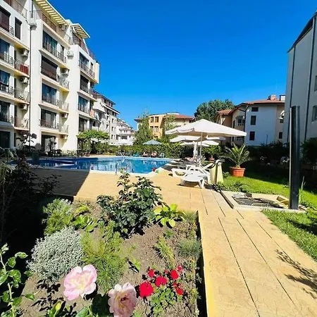 Location In Sunny Amber Apartment Slantschew brjag